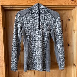 Kari Traa Gray and White Patterned Half-Zip